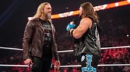 WWE Raw में ऐज के चैलेंज को स्वीकार करते हुए एजे स्टाइल्स